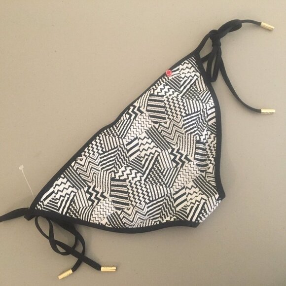 Red Carter String Bikini Bottom Black White Geometric Print Size M NWT - Picture 3 of 9